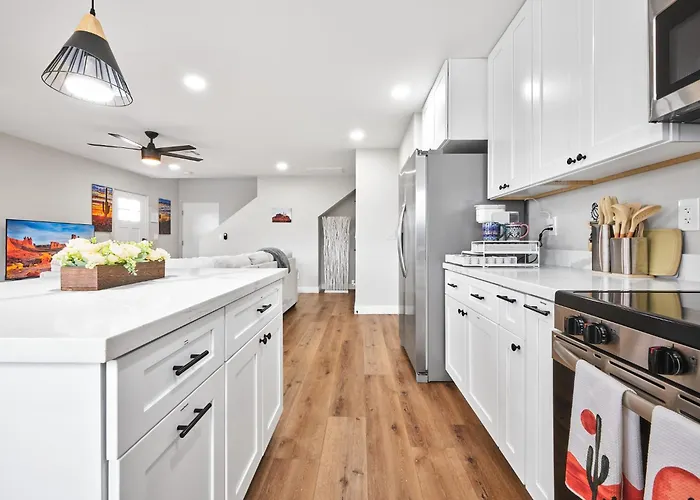 Modern Desert Retreat - 12 Min To Dt & Airport Phoenix
