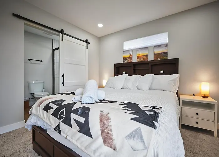 Modern Desert Retreat - 12 Min To Dt & Airport * Phoenix